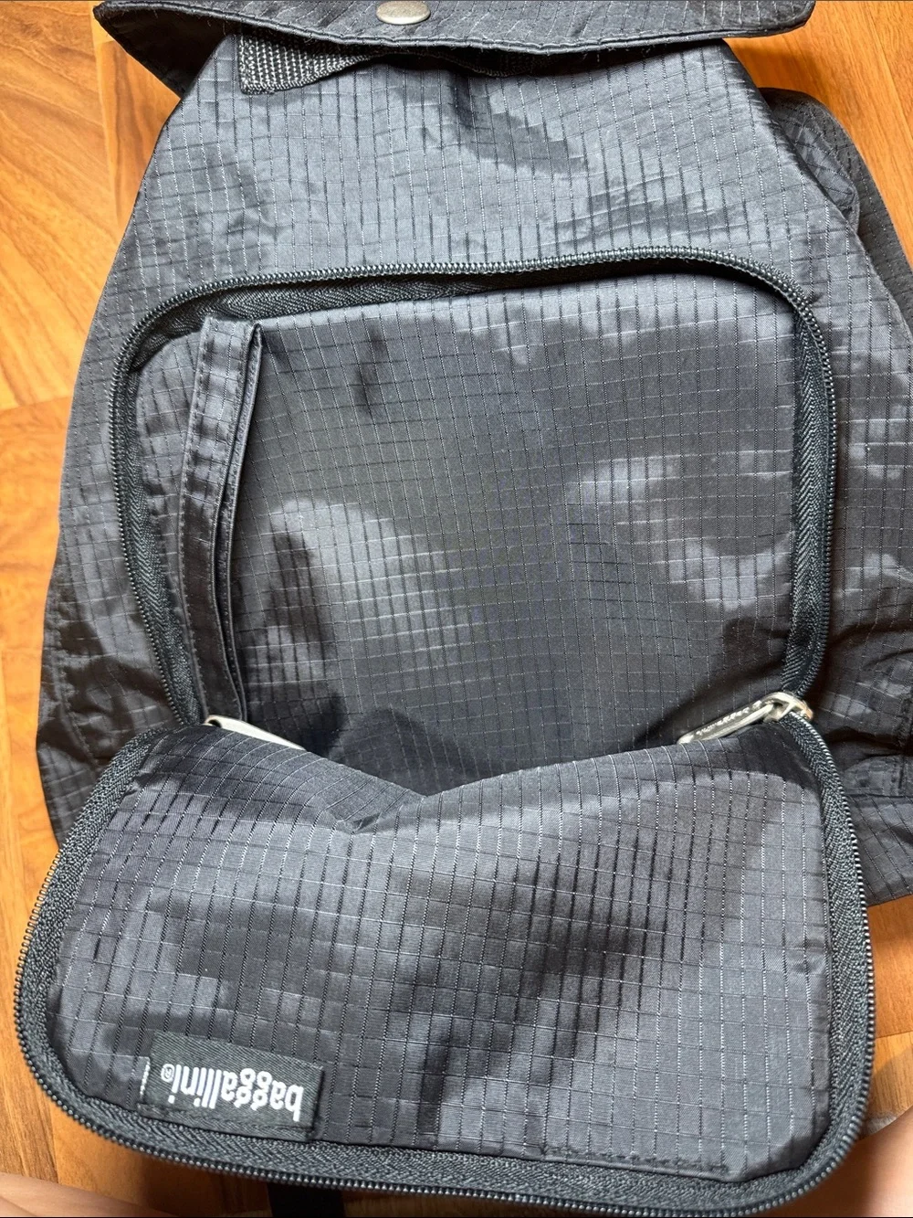 Baggallini Black Compact Everyday Backpack